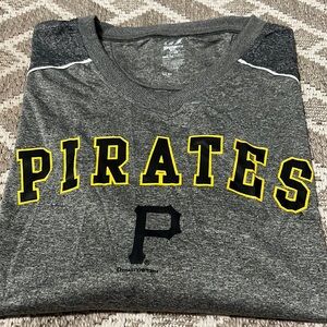 MLB Men’s Pittsburgh Pirates  XXL t shirt